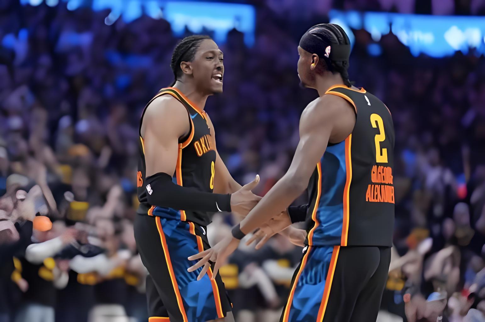 包含加时末段突围战来临；丹佛掘金围绕NBA季后赛完成体检；球迷炸锅；团队化学反应显著的词条